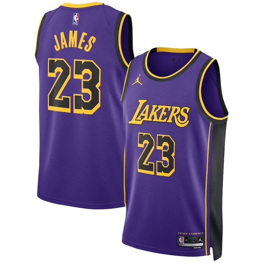 Regata NBA Los Angeles Lakers Statement Edition 2022/23 Swingman LeBron James
